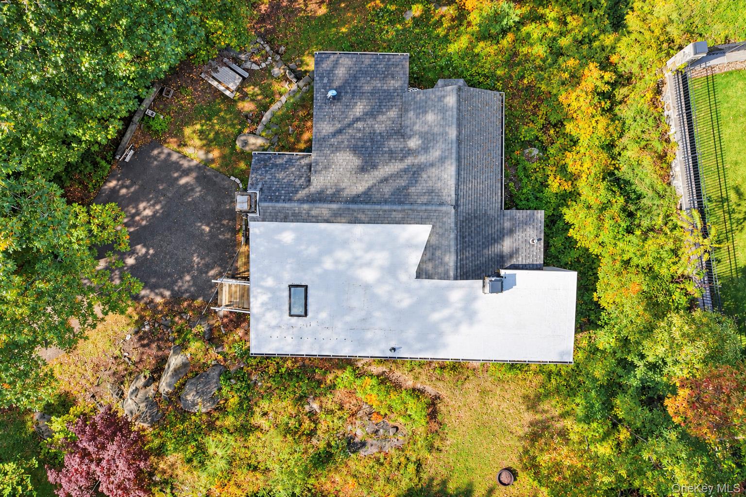 Photo 9 of this property