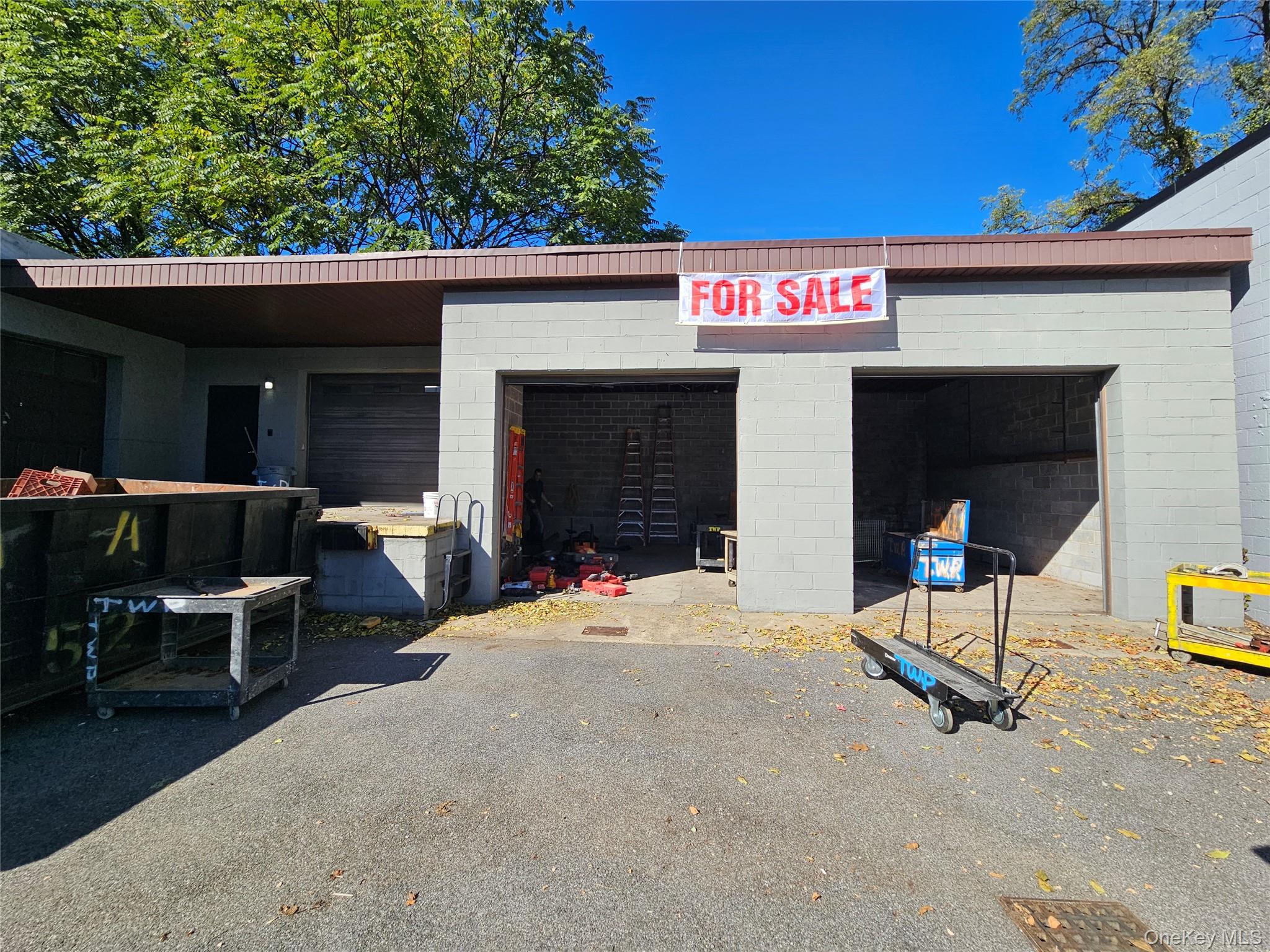 Photo 3 of this property