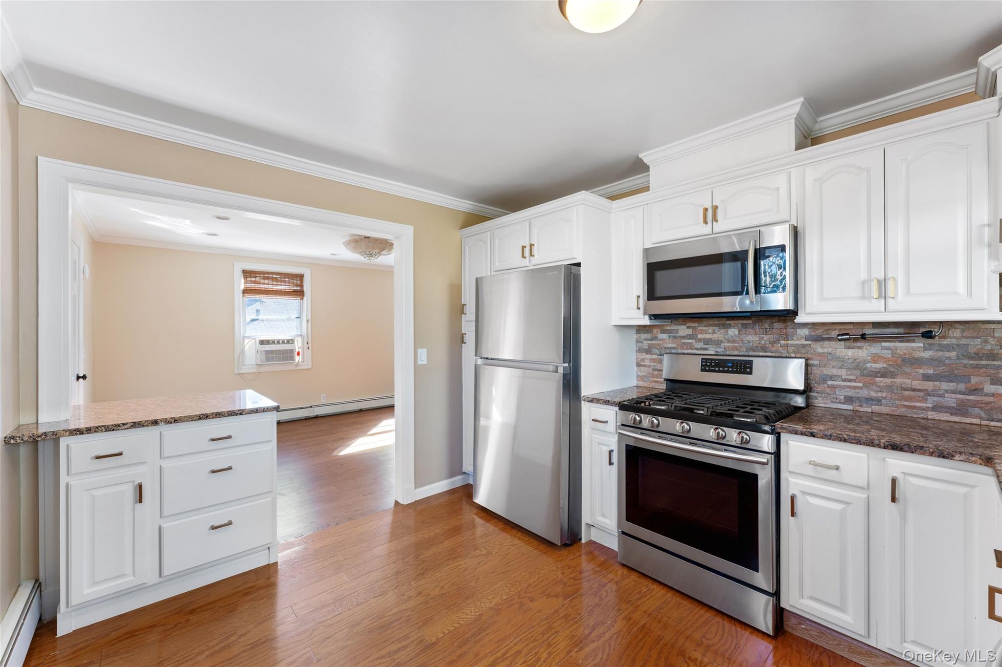Photo 6 of this property