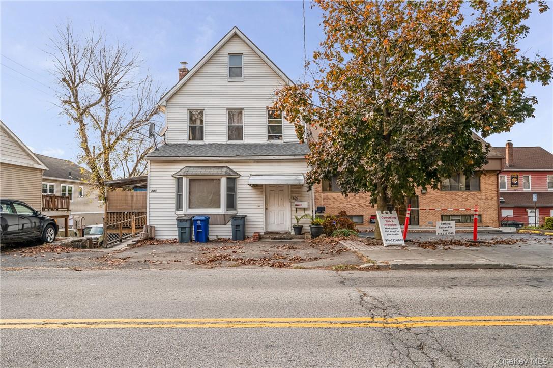 House is Vacant and will be sold " AS IS." 6 units may be developed on...