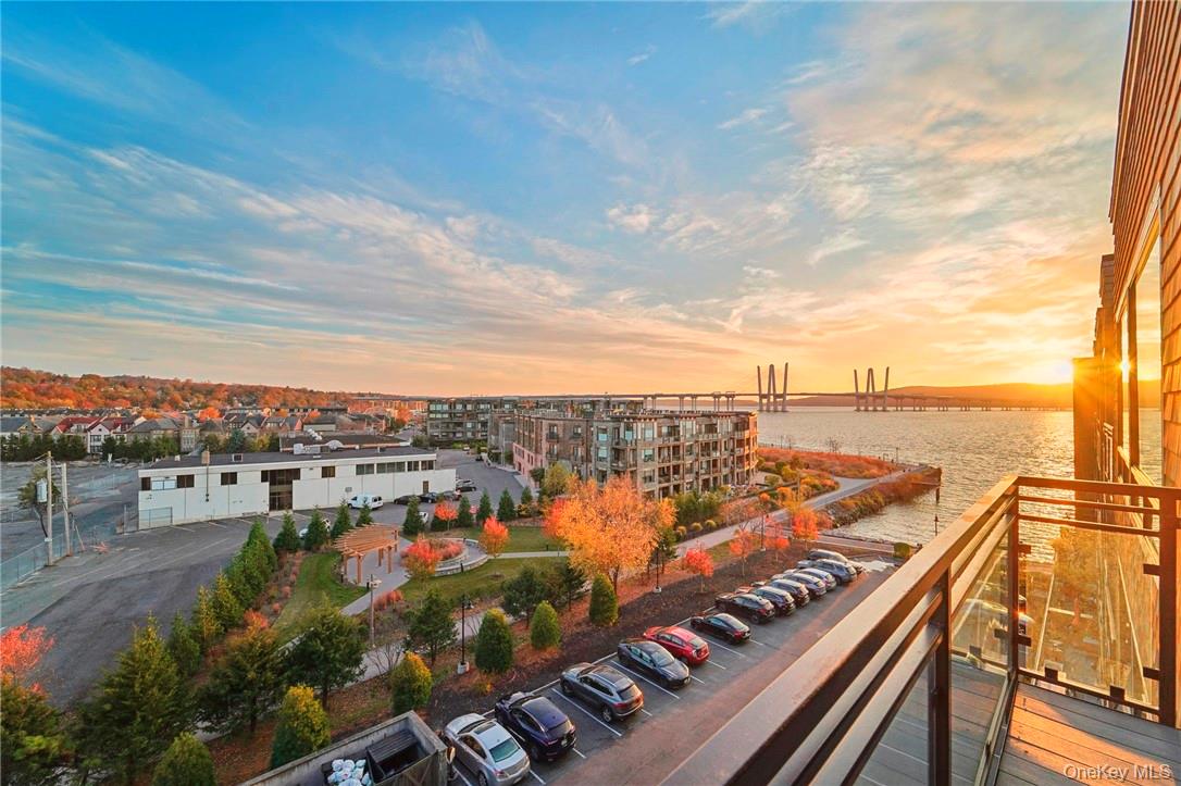 Experience the epitome of Hudson River living in this stunning 3-bedro...