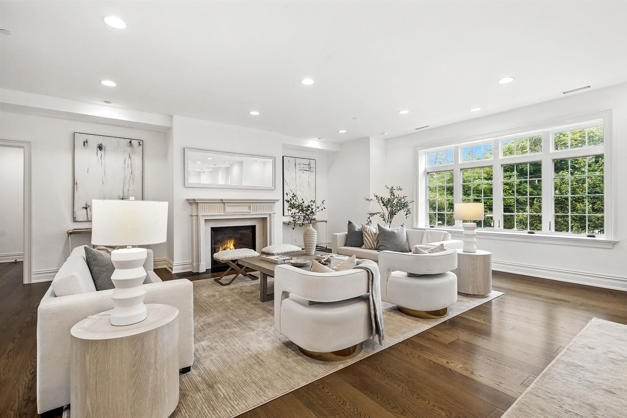 Enjoy luxury living in this gorgeous three-bed, three-and-a-half bath...