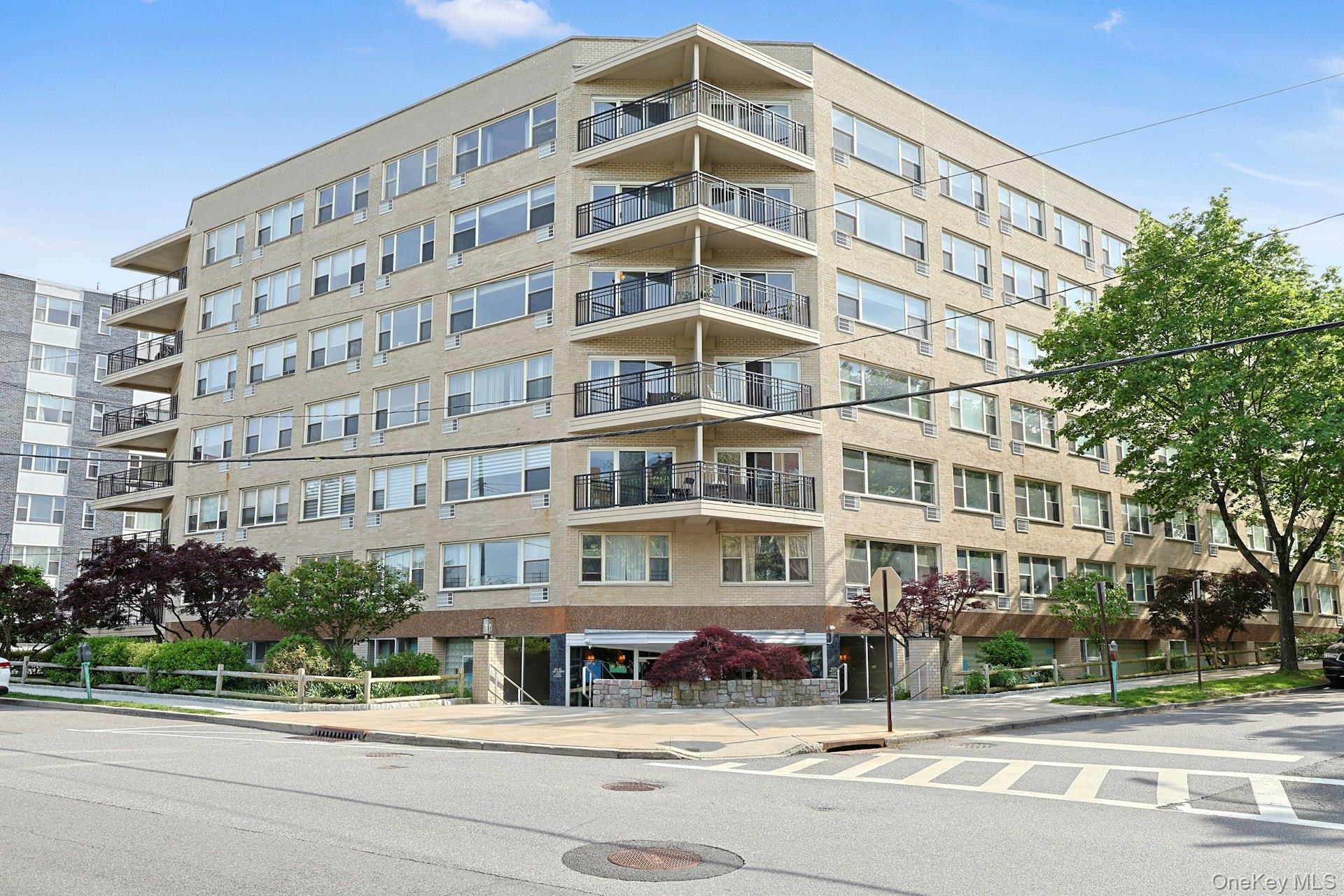 First time on the market in nearly 40 years! This exceedingly rare, to...