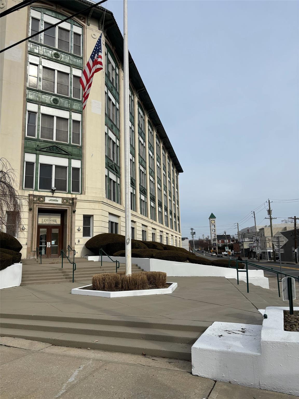Loft style unit in the historic Lifesaver Building!  Large windows and...