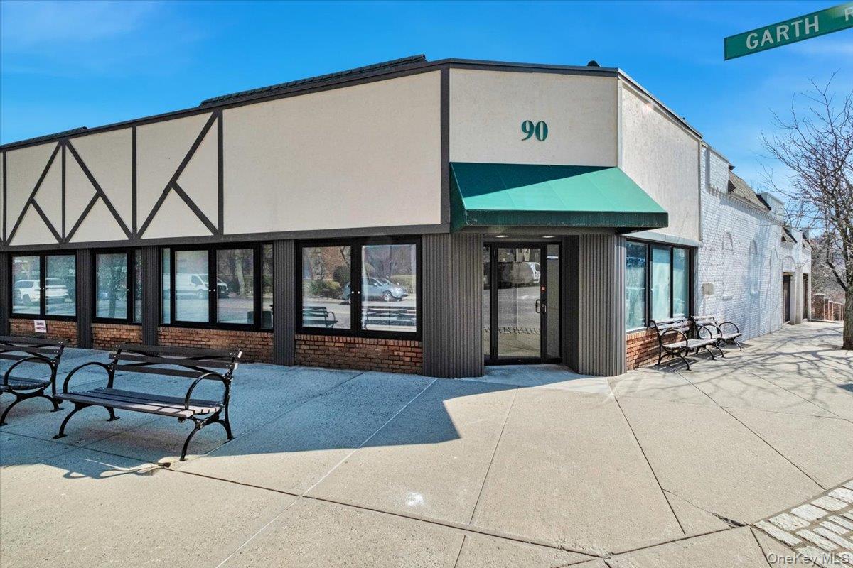 Located at the center of Garth Road, this exceptional retail property...