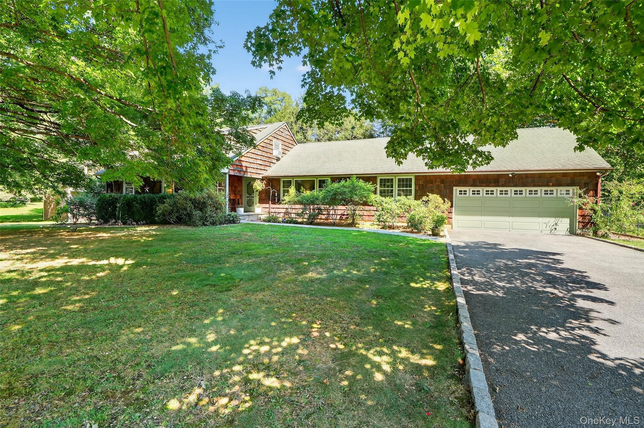 Sought after neighborhood centrally located in the Town of Somers waki...