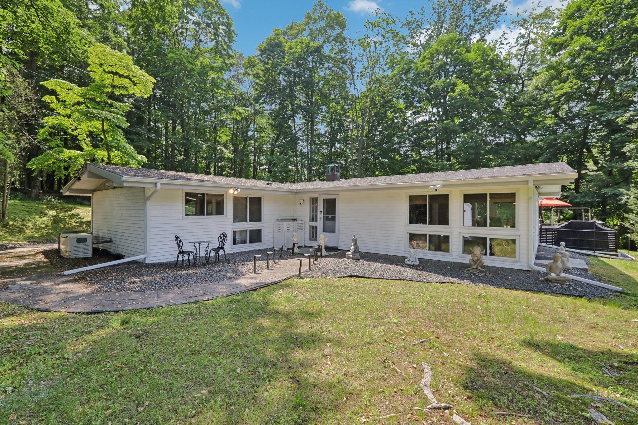 Motivated Seller! Present offers!! Welcome to effortless living in Whi...
