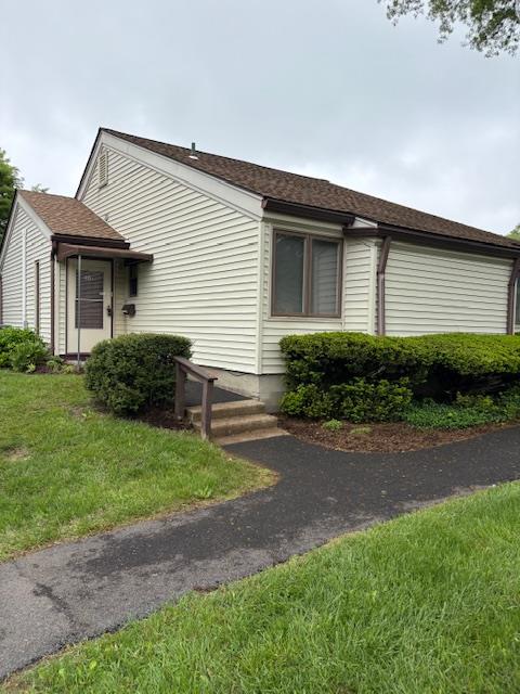 Easy Living with a relaxed lifestyle-Beautifully maintained Bradford M...