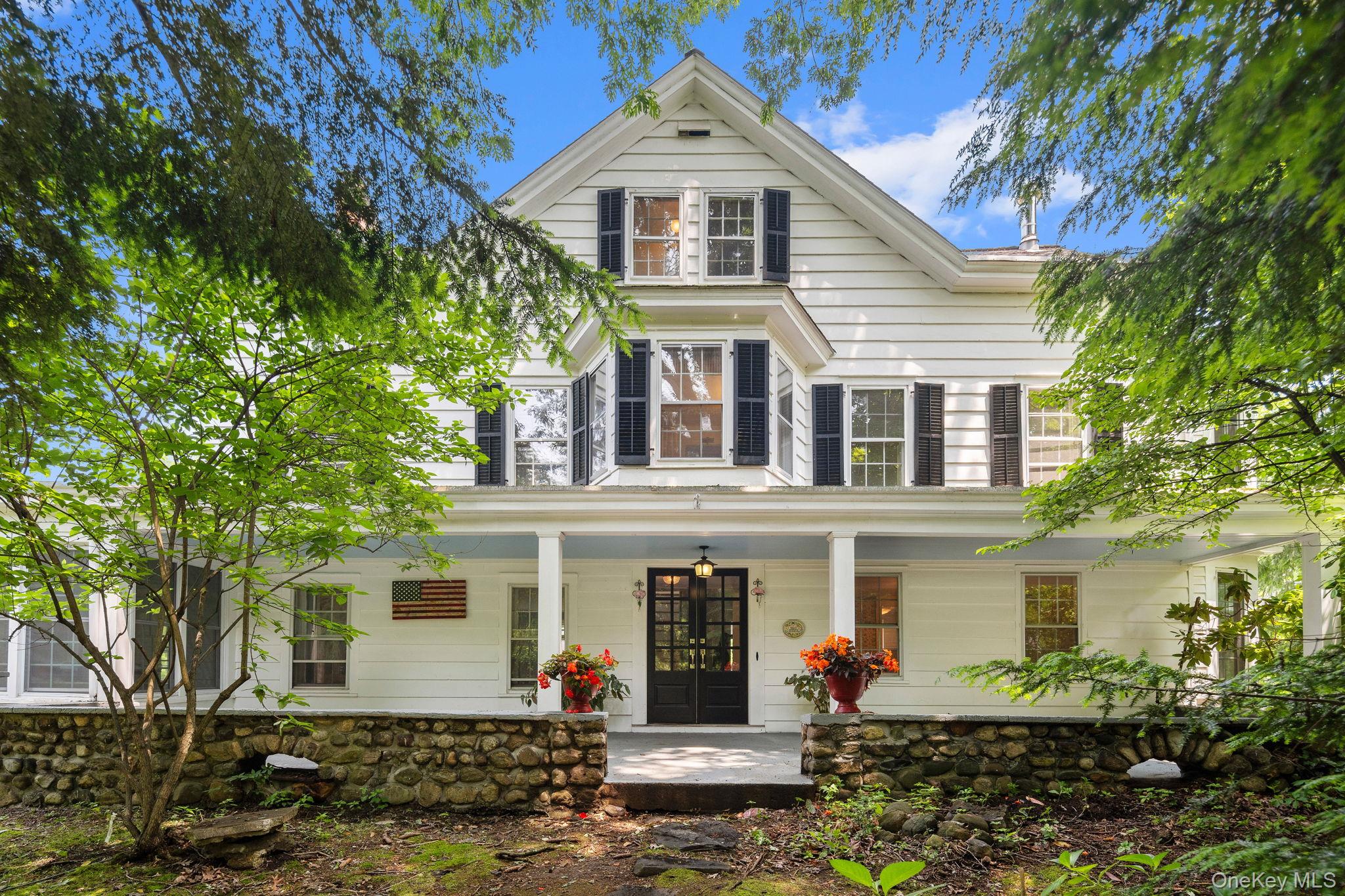 Set in the desirable Village of Pleasantville, this enchanting Colonia...