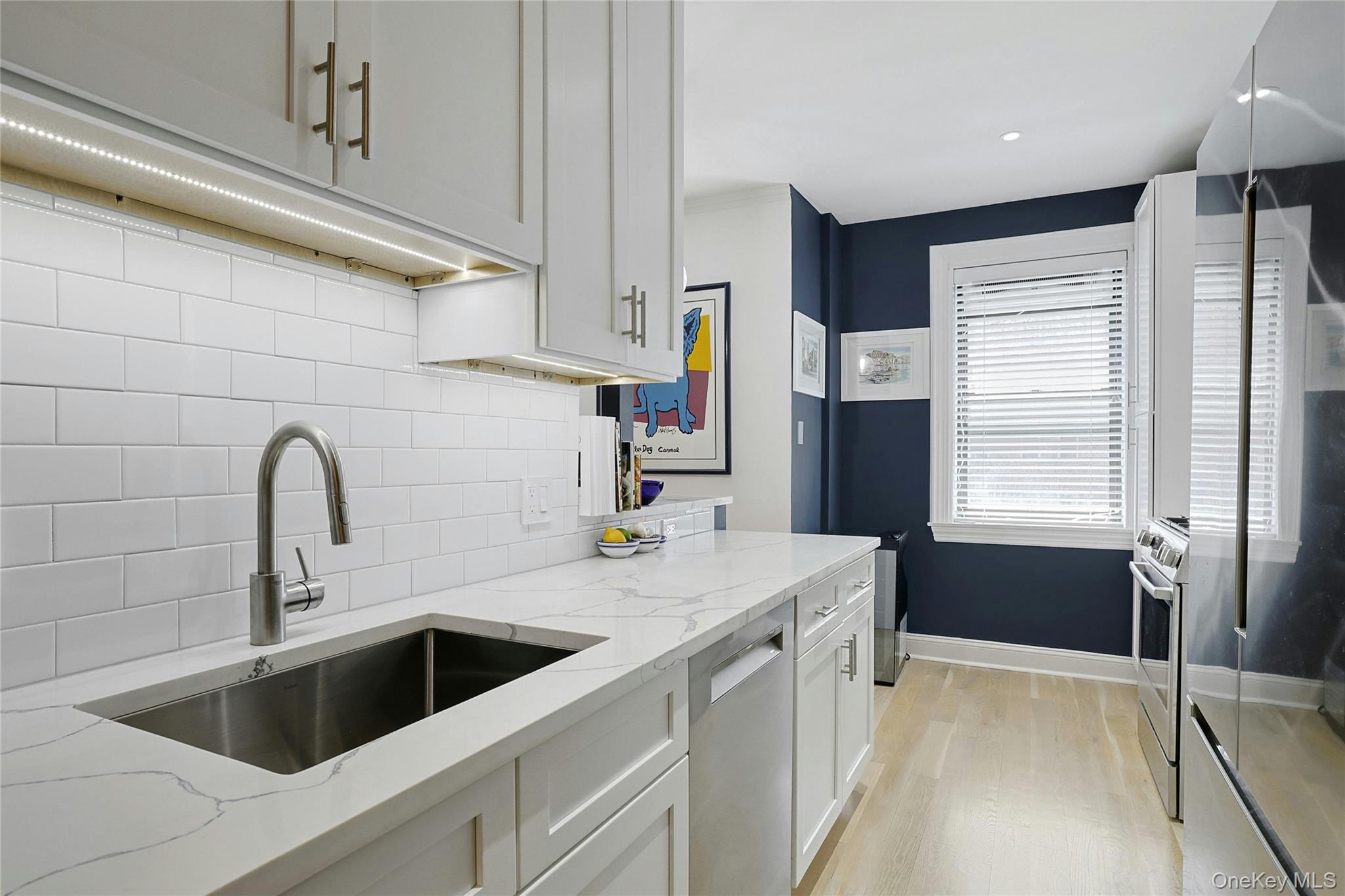Photo 4 of this property