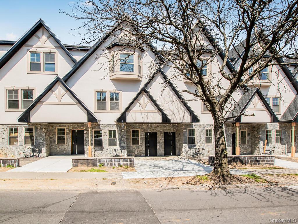 "Back on The Market, Buyer Could Not Perform" New Luxury Townhouse Com...