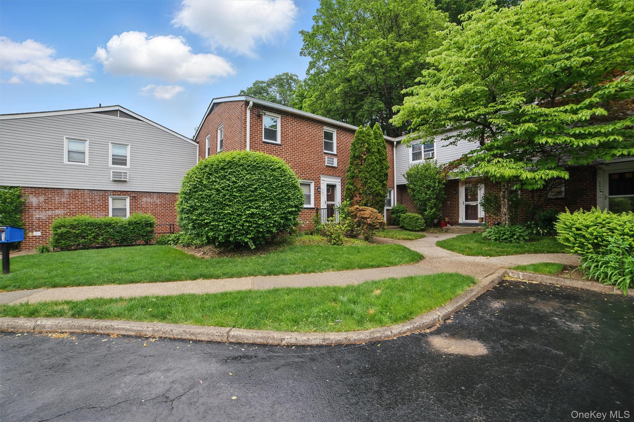 Step into this fabulous duplex townhouse-style cooperative, boasting i...