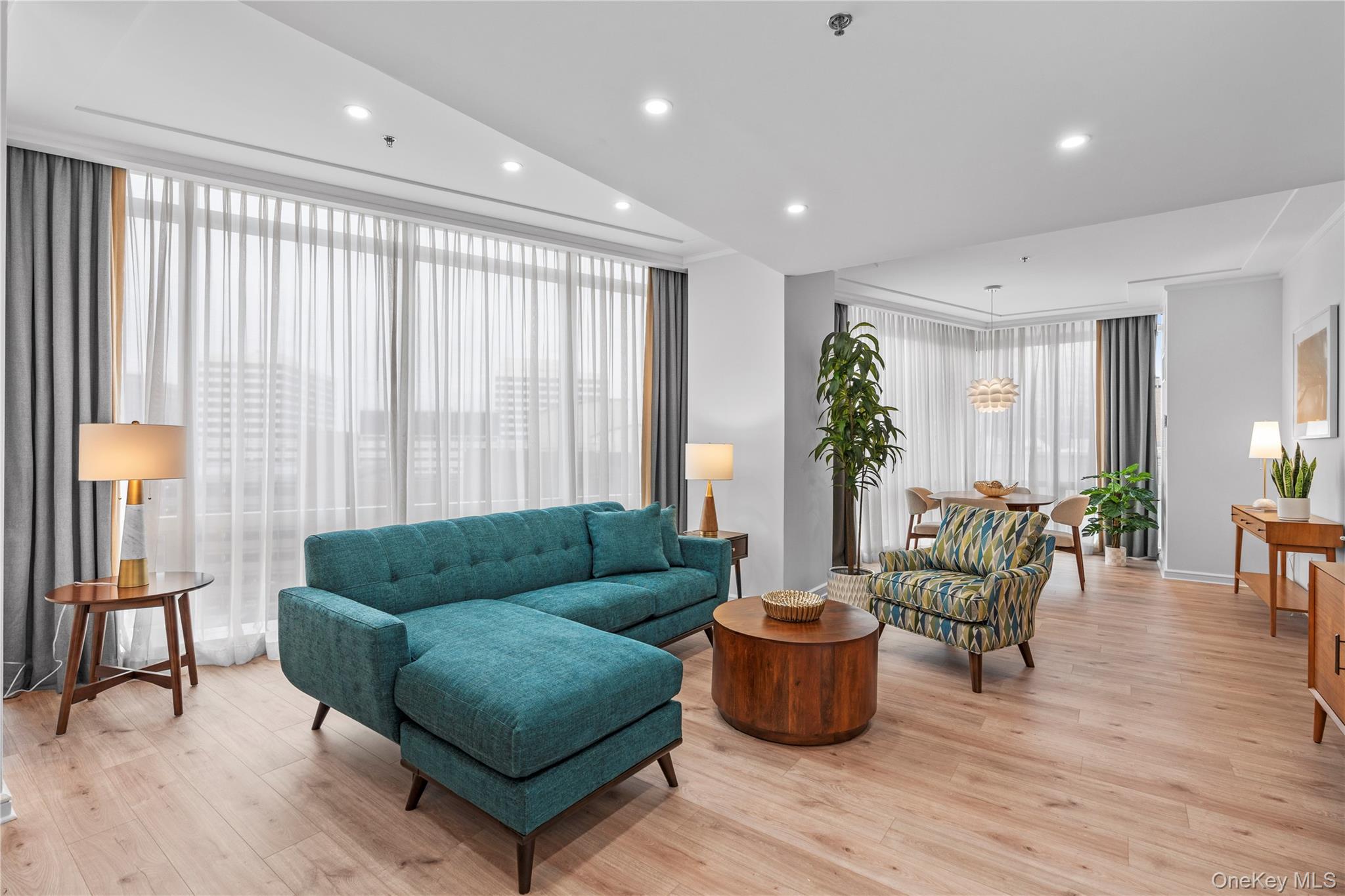 Rare Investment & Living Opportunity at The Ritz-Carlton Residences, W...