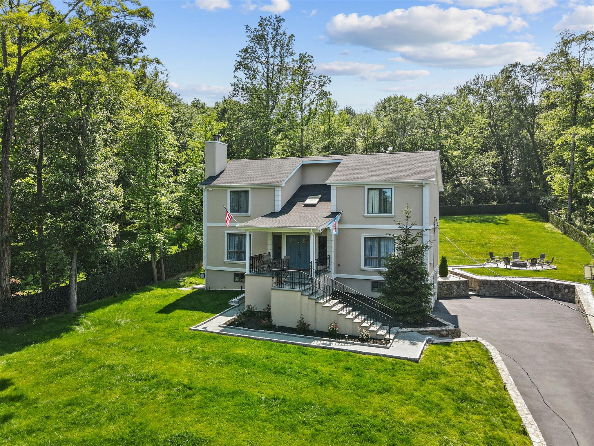 GLEAMING WITH PRIDE! Naturally light-filled Yorktown home with a range...
