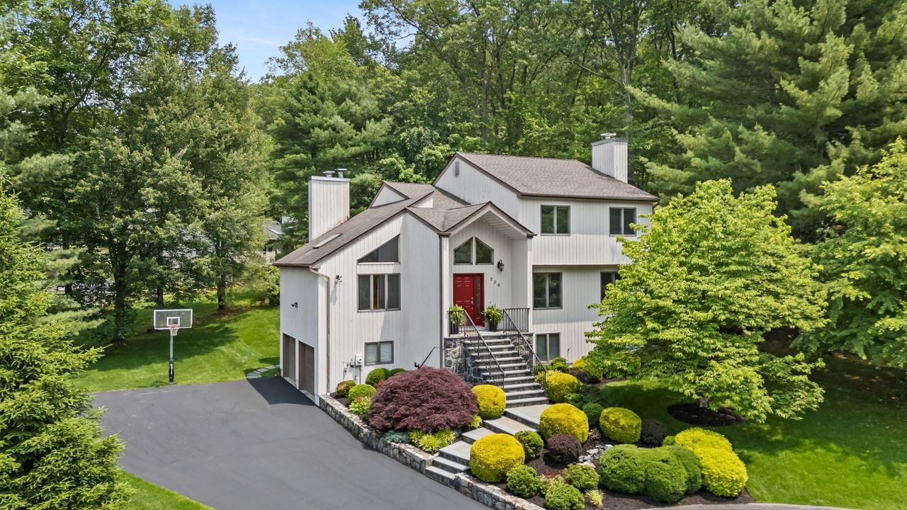 Impeccable 4 bedroom 4 bathroom contemporary colonial on cul-de-sac! W...