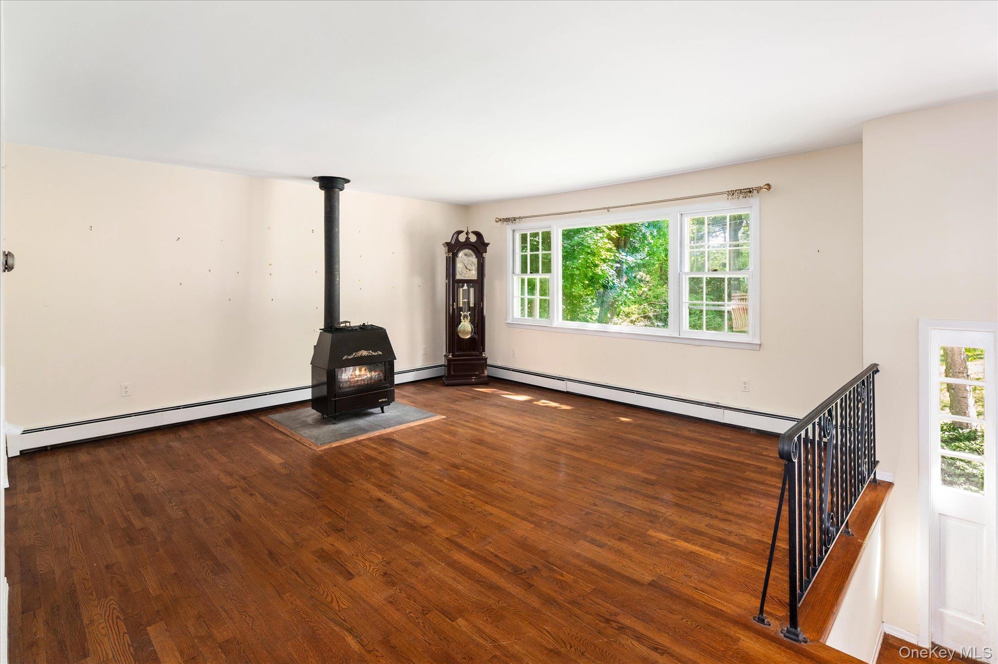 Photo 4 of this property