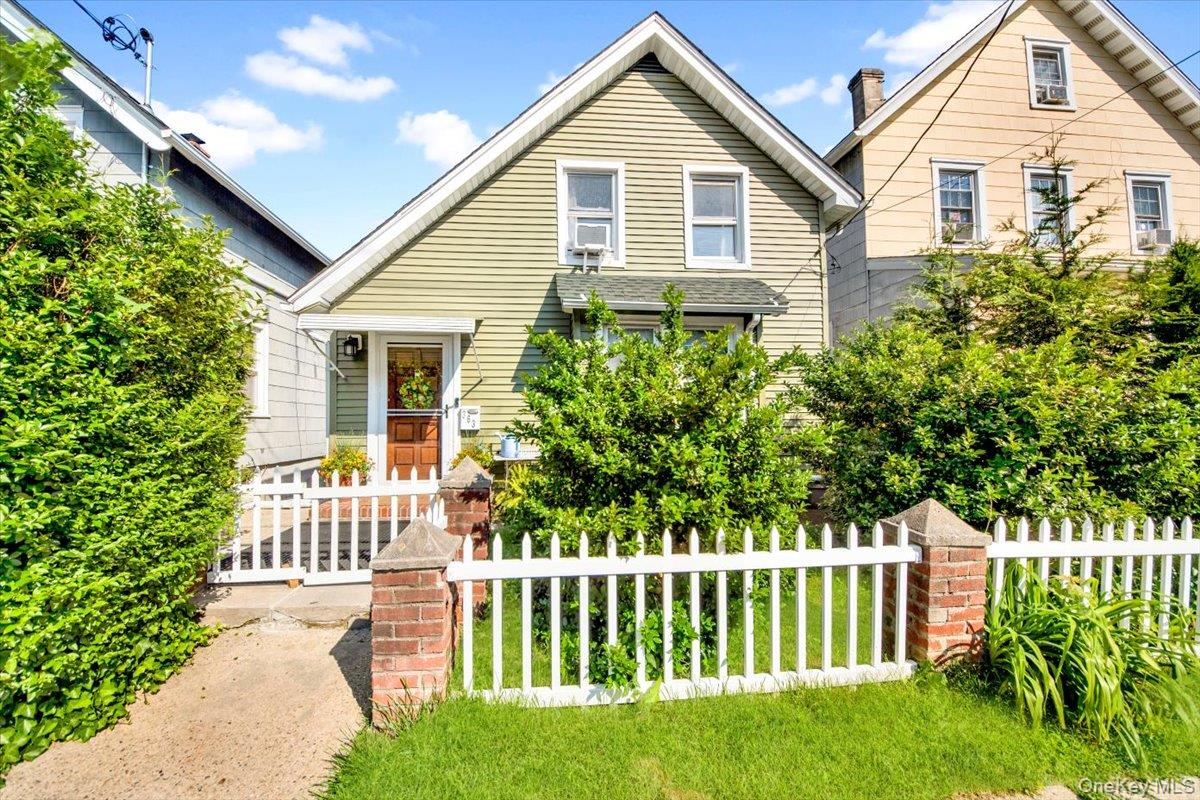 This Green Starter Home is Cute as a Button! Presenting 363 Willett Av...