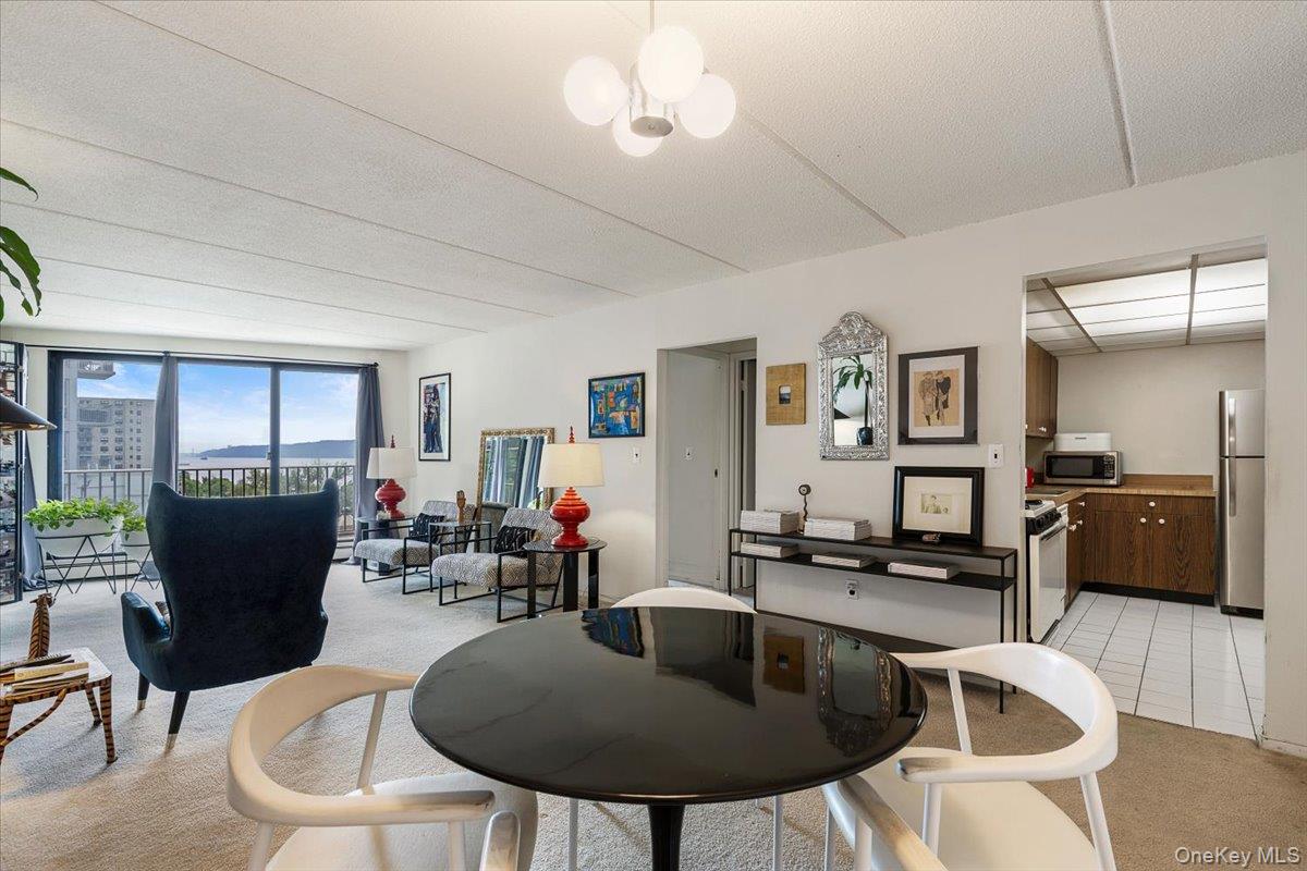 For Sale Bright spacious 1-bedroom apartment offering views of the Hud...