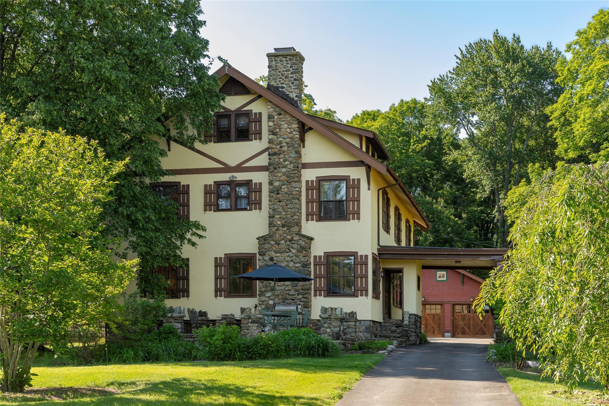 As one of the finest examples of cherished Arts & Crafts architecture,...