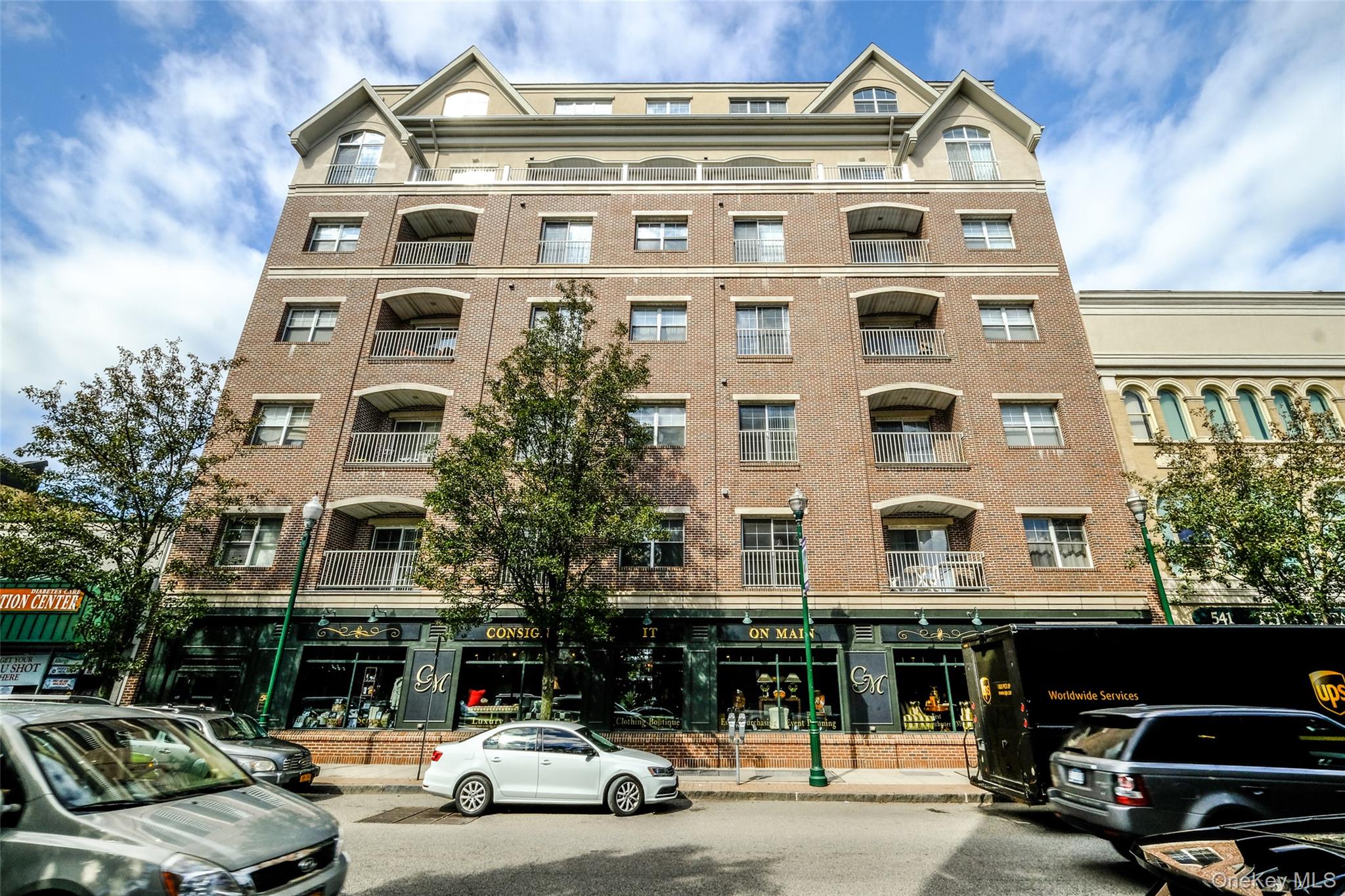 Experience city-chic living in this Manhattan-style residence in the h...