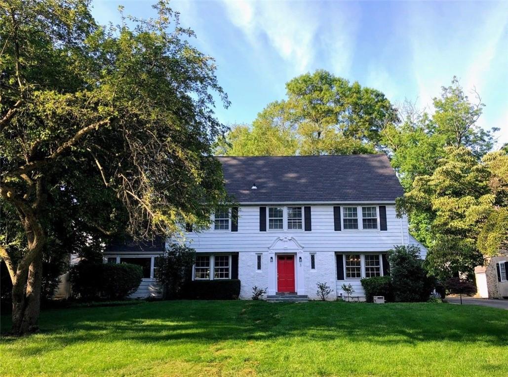 FURNISHED RENTAL. Charming 6 bedroom Center Hall Colonial with high-en...