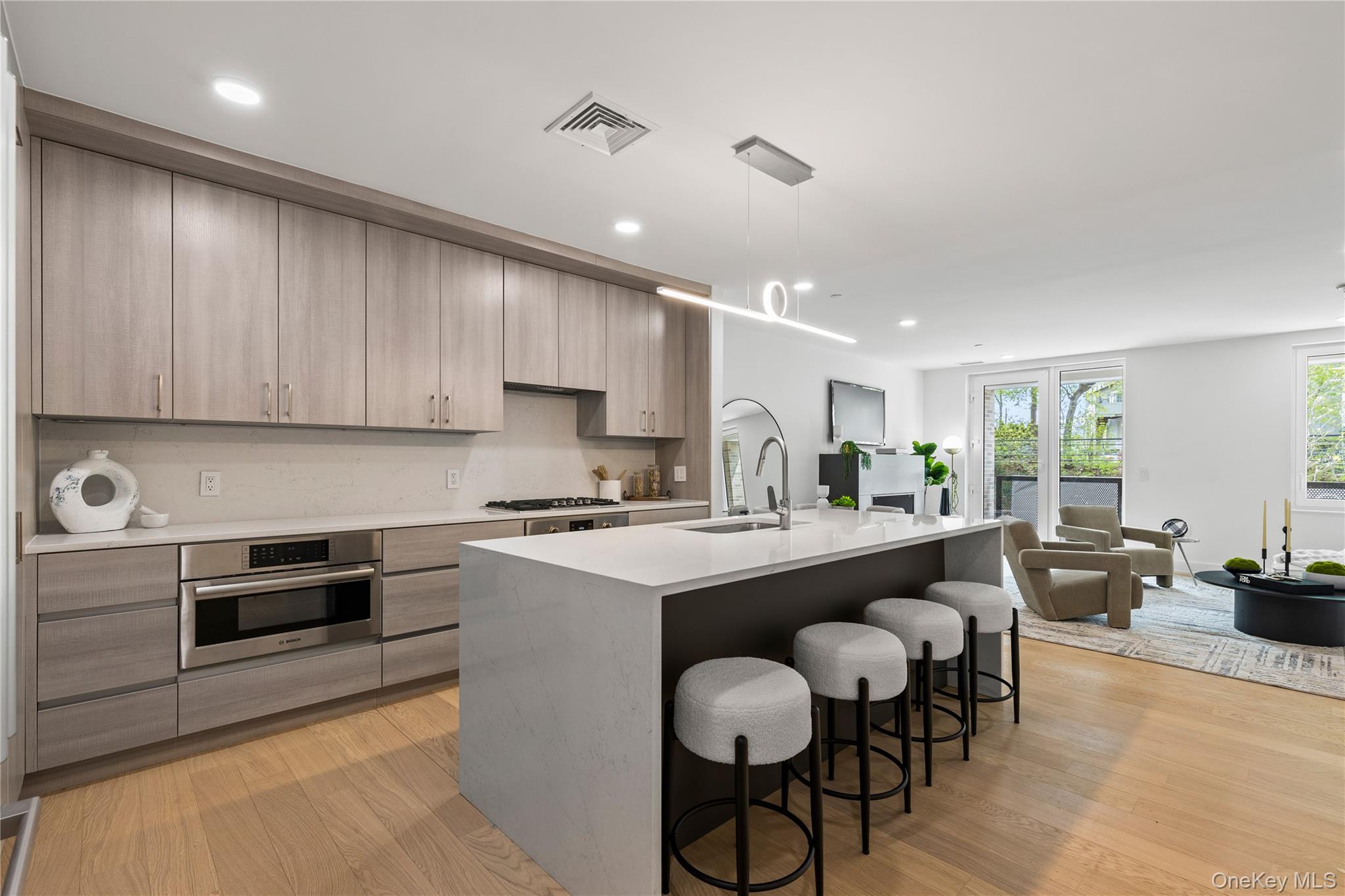 Maisonette-Style Living in Downtown Harrison! Luxury 3-Bedroom/3-Bathr...