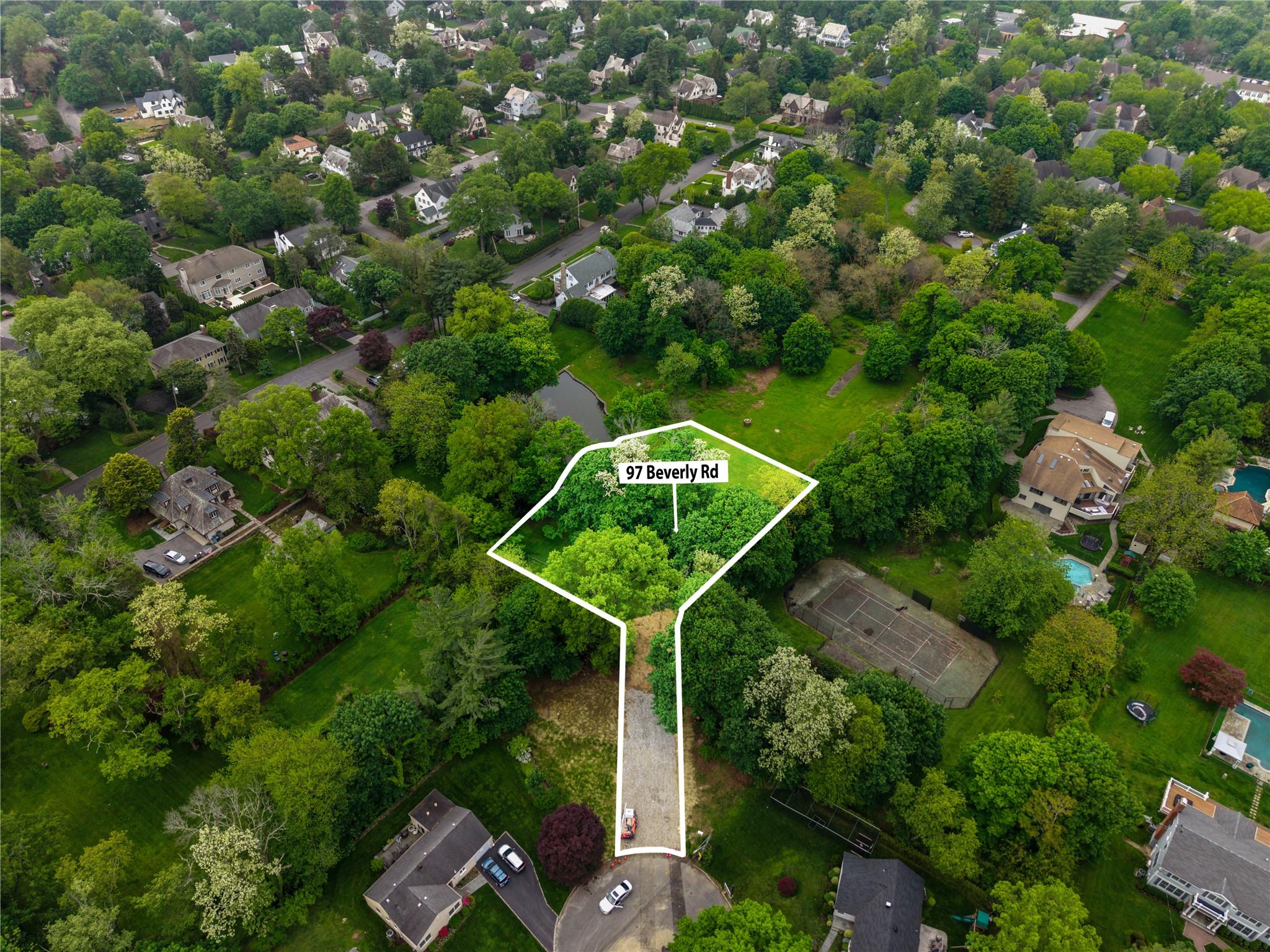 Tucked away in a quiet cul-de-sac in the sought-after Bonnie Crest nei...