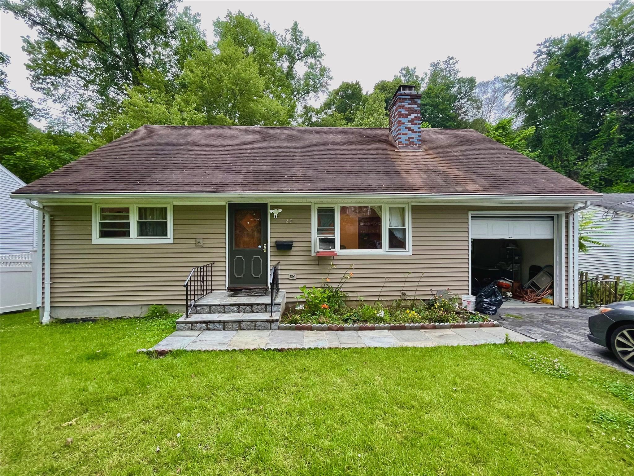 This huge 5-bedroom, 3-bathroom home, is beautifully maintained and tu...