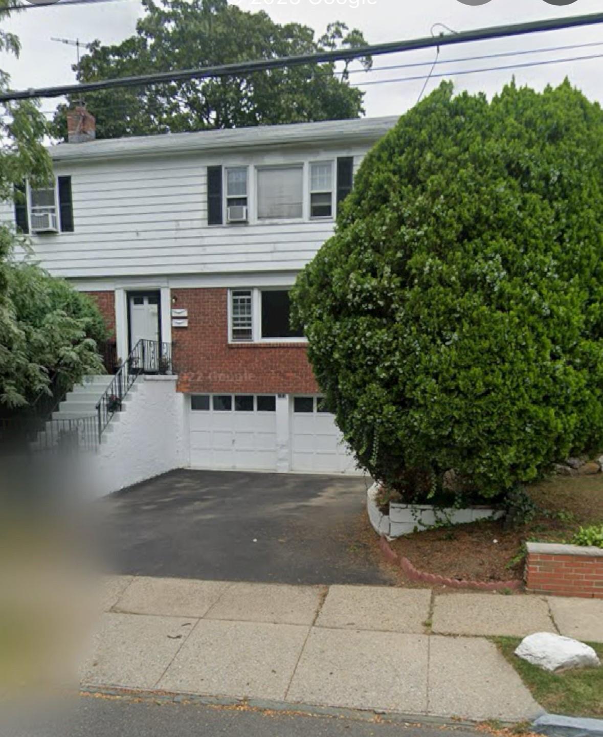Welcome to 401 E 4th St, Mount Vernon, NY 10553. This a great opportun...