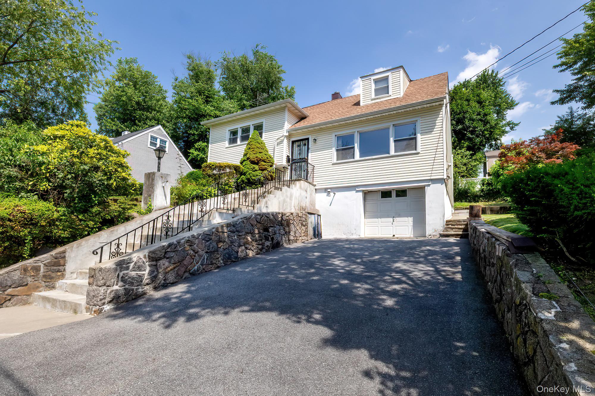 Welcome to 18 Gainsborg Avenue E, a cherished home that has been lovin...