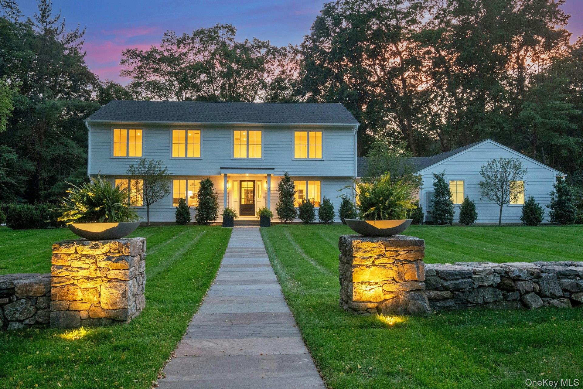 Elegant Colonial with Pool on Cul-de-Sac in Armonk (Byram Hills School...