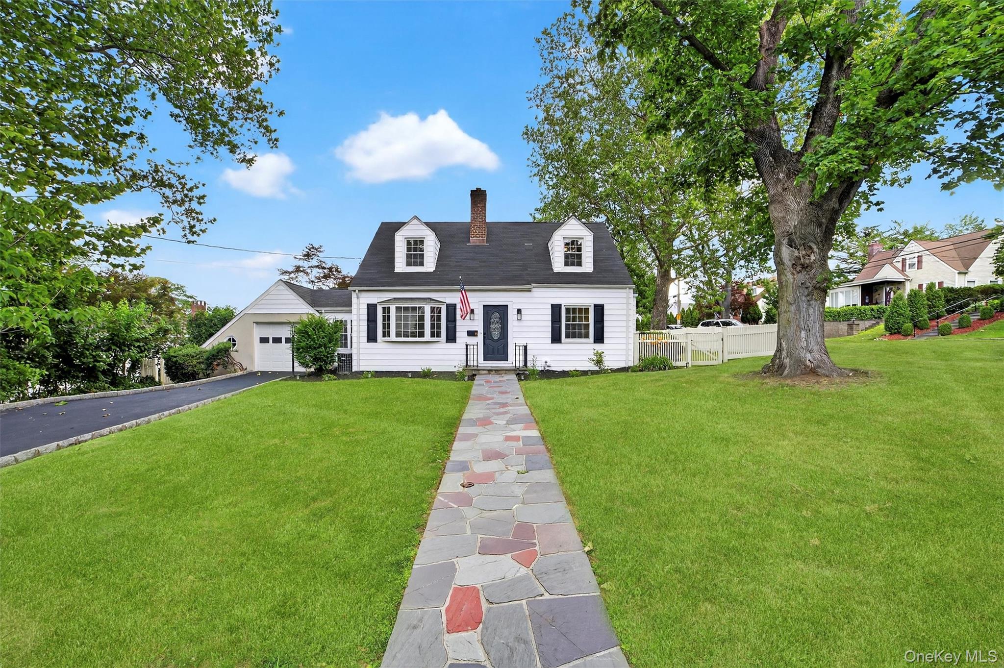 Welcome home to Luxurious Leewood Living! Custom renovated like "NEW"...