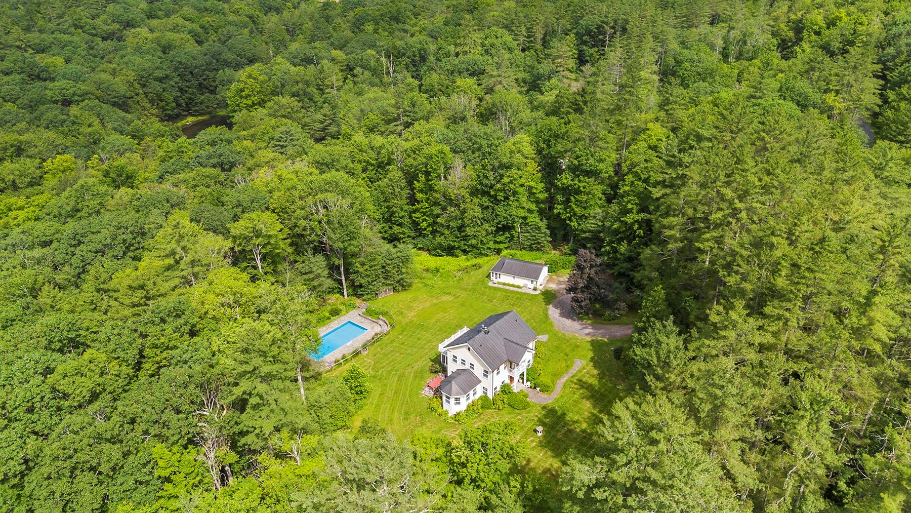 Classic Country ''Haven'' — it's HEAVEN really! Elegance that checks o...