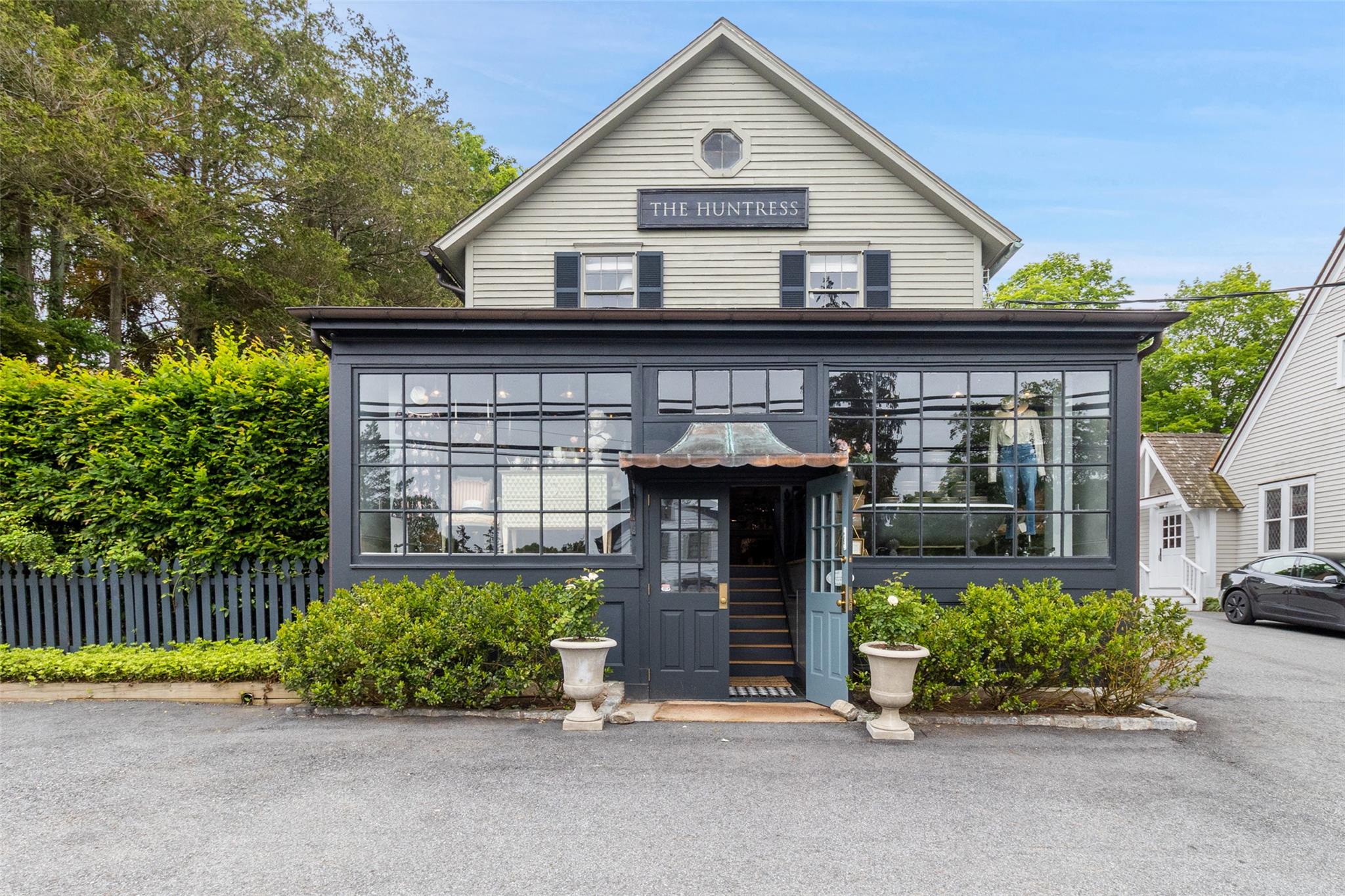 Rare Mixed-Use Opportunity. 259 Westchester Avenue is part of Pound Ri...