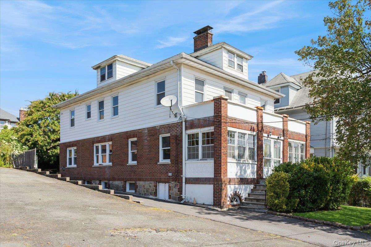 Income Generating Property.  Calling all Investors and/or Individuals...