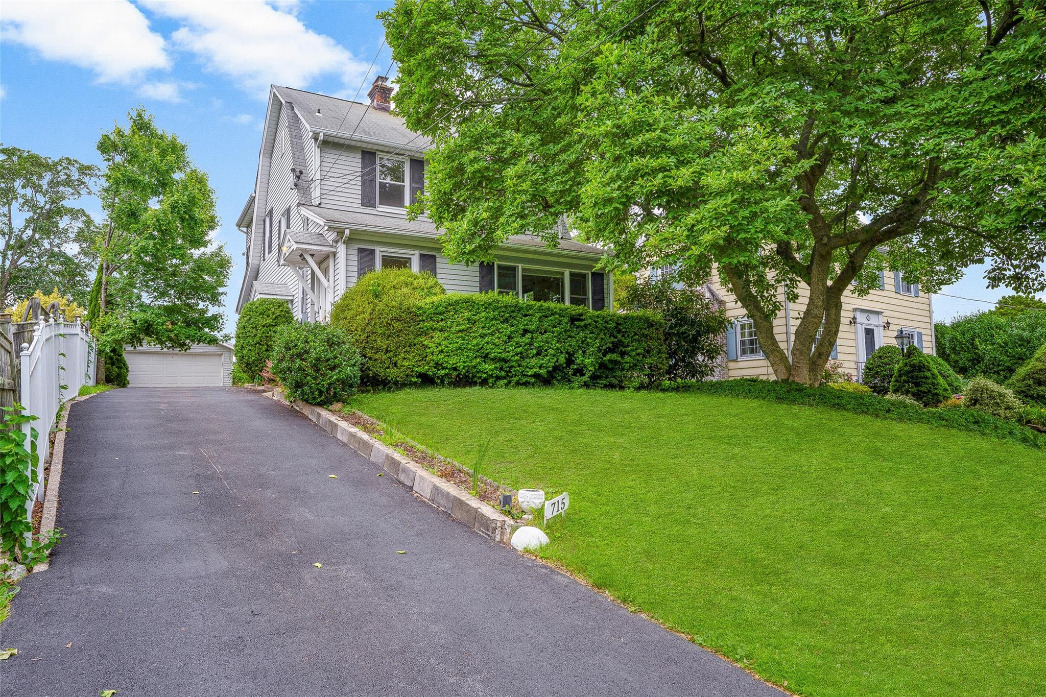 First time offered !!!! 4 Bedroom, 2 bath apartment in the heart of Ma...