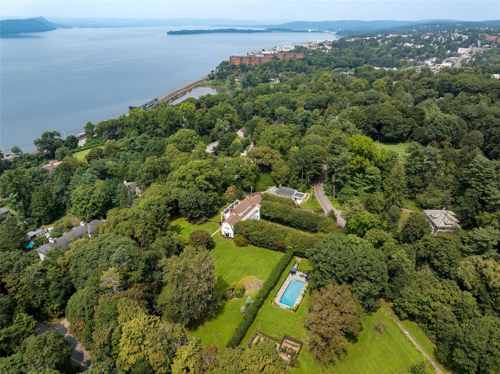 Luxury Meets History:  Discover 36 Revolutionary Road, a true Westches...