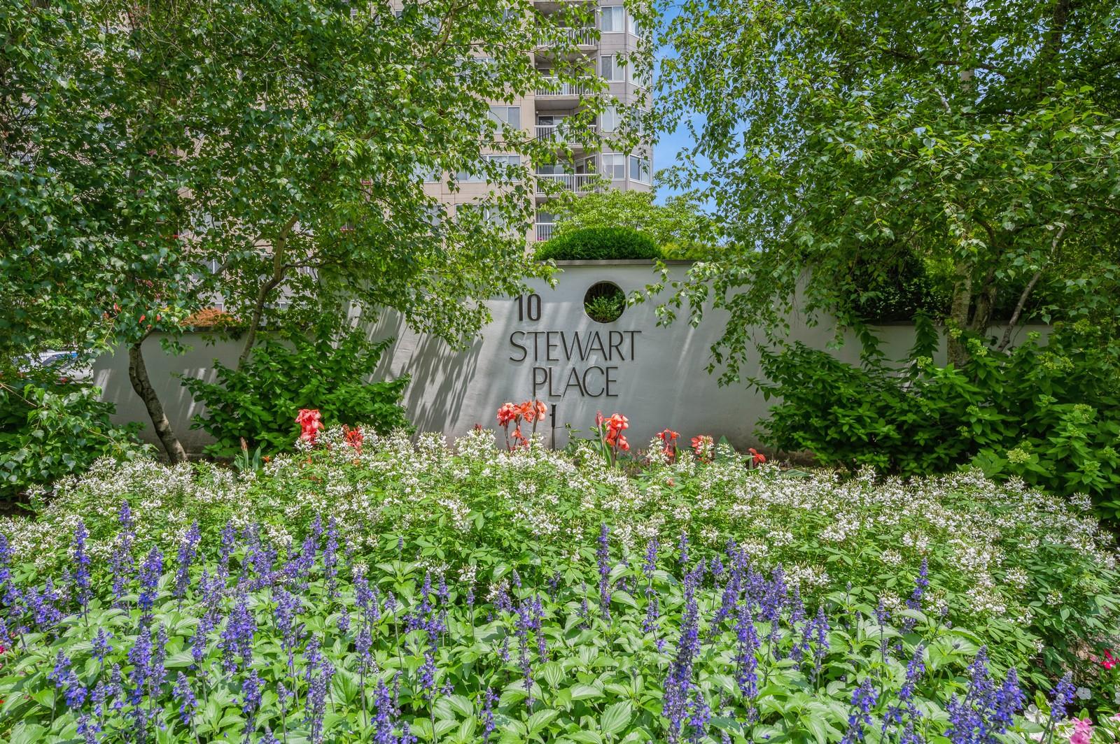 Welcome to this beautifully updated 1-bedroom, 1-bath condo located in...