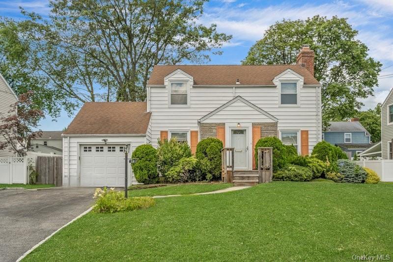 For the first time in over 60 years, this charming Hickory Hill Coloni...