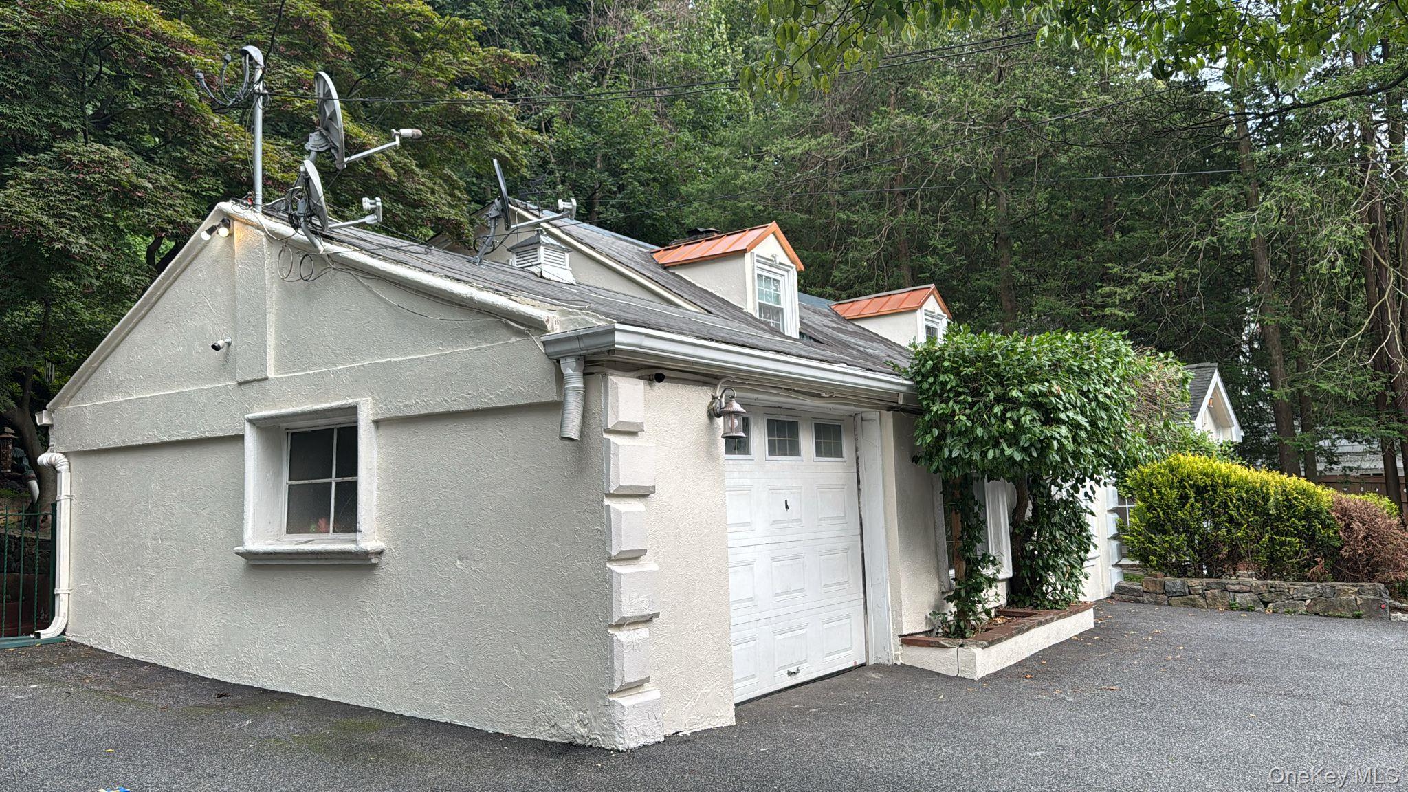 Photo 7 of this property