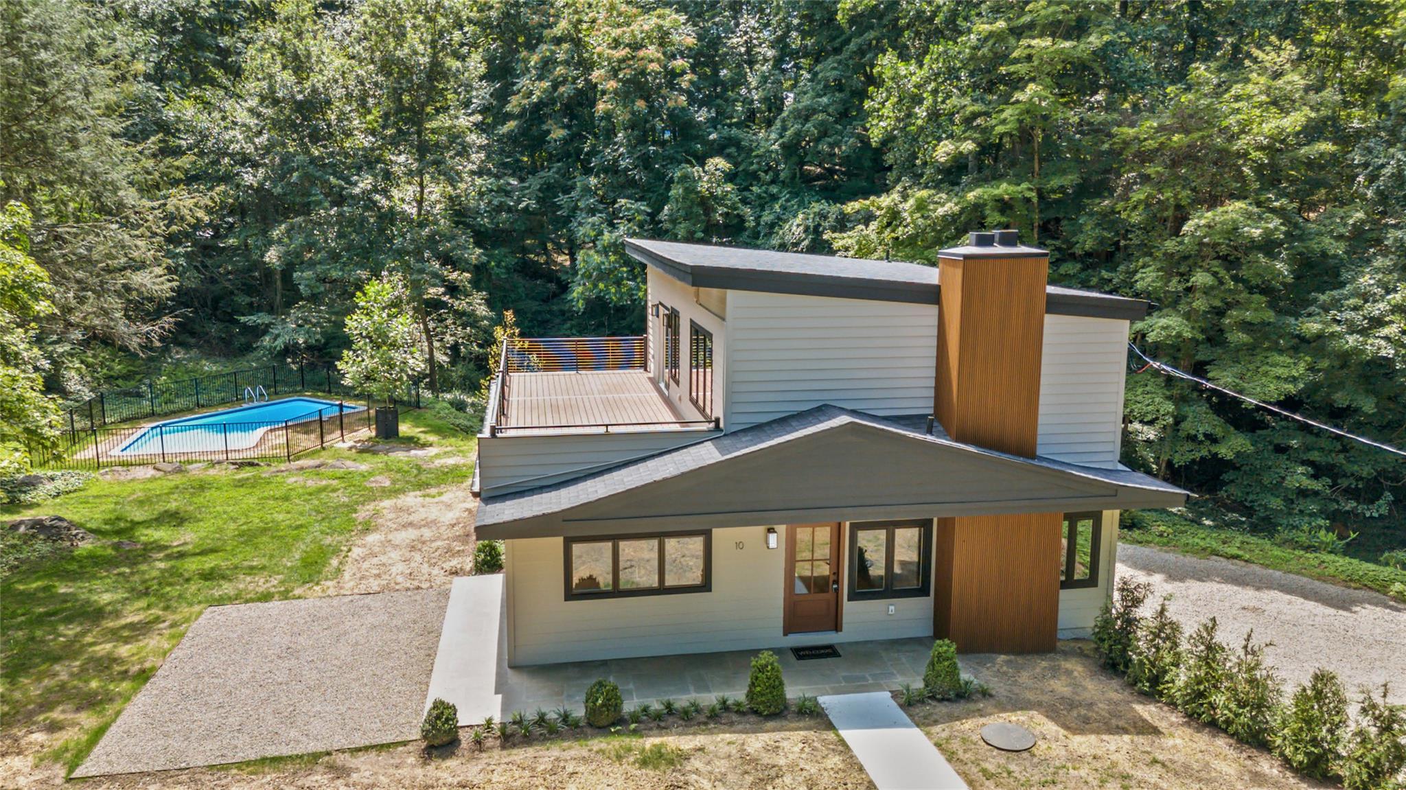 The only thing that stayed the same in this totally renovated Croton-o...