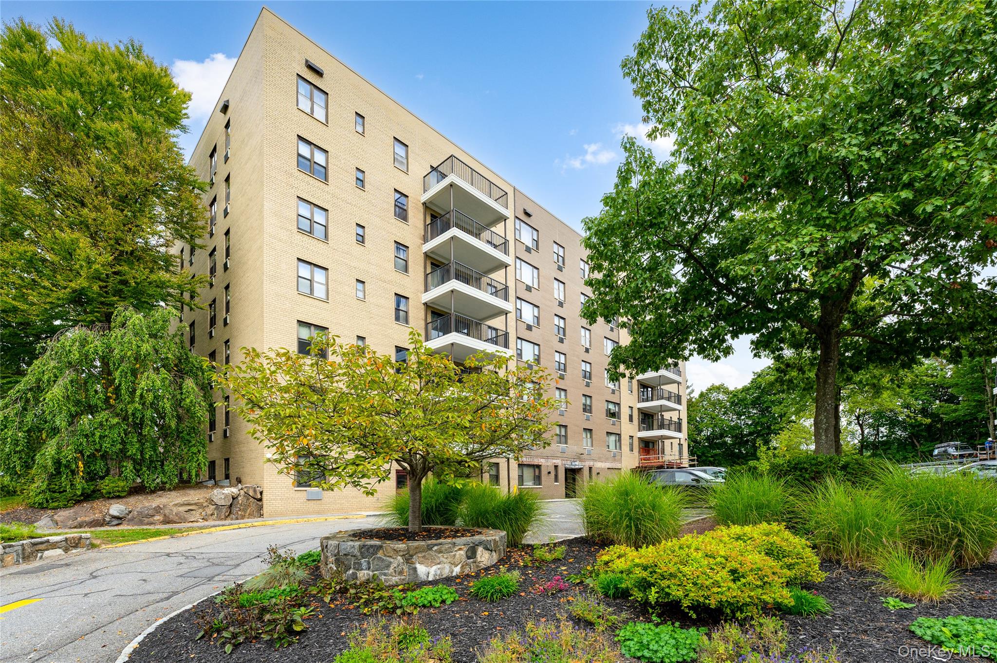 Sunny and spacious 1 bedroom, 1 bath in Stewart Heights offers an incr...