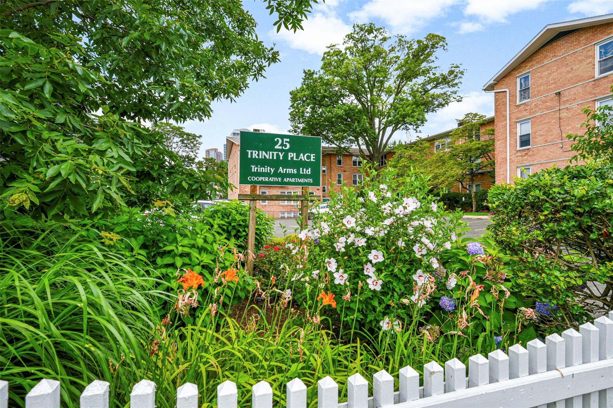 Welcome to Trinity Arms, a beautifully maintained co-op community in t...