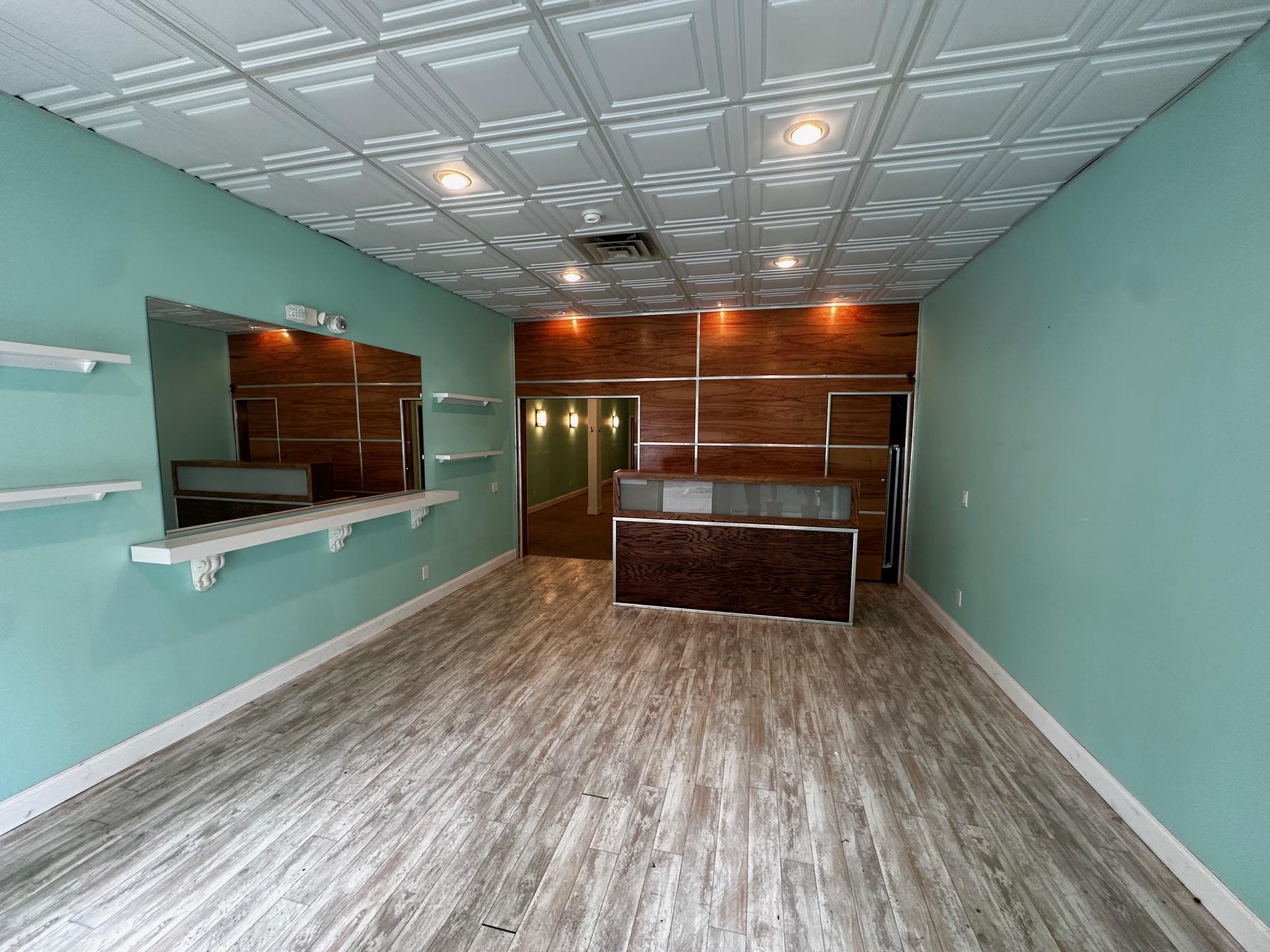Prime Commercial Space for Lease in Downtown Peekskill, NY 10566
Disco...