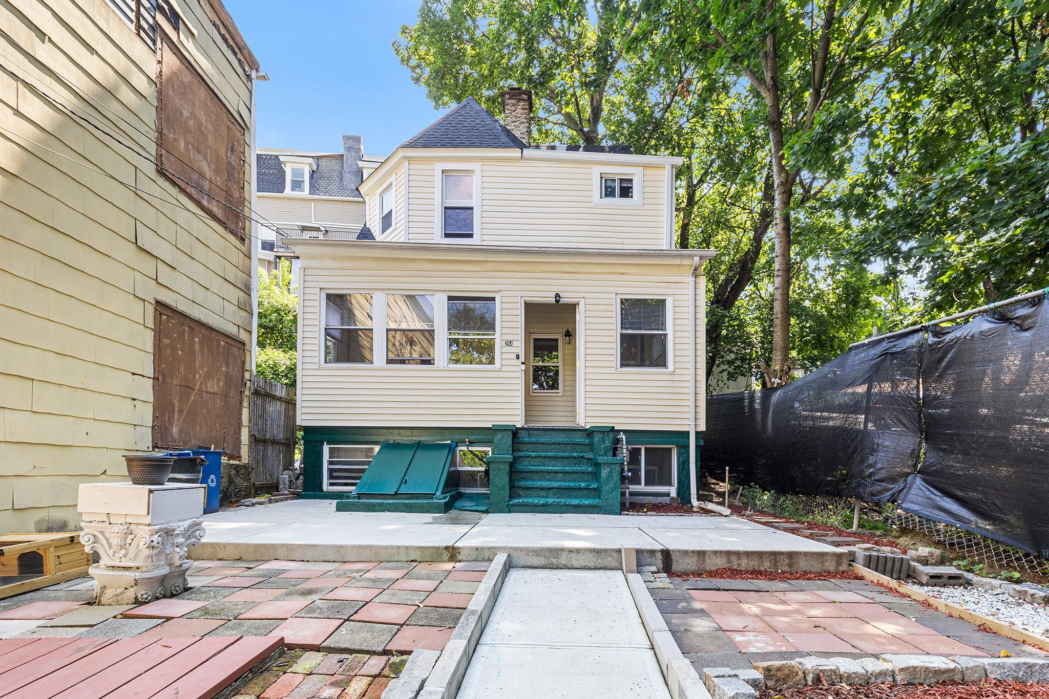 Bring your vision and unlock the potential of this charming 3-bedroom,...