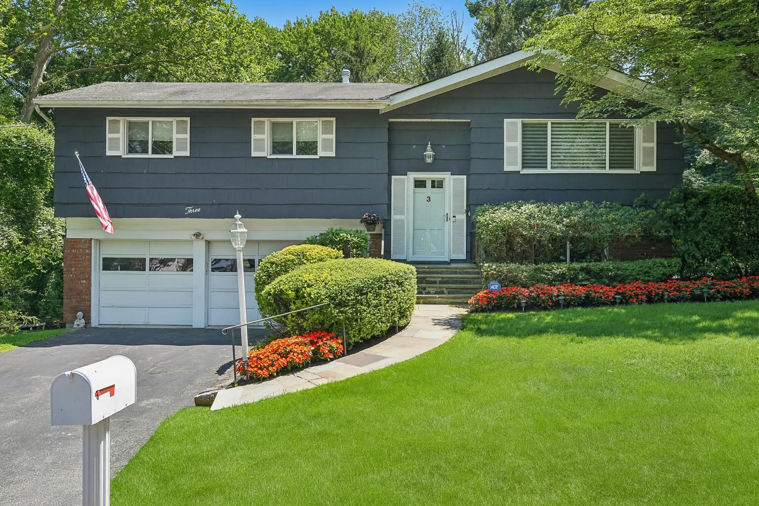 Welcome to this well-kept raised ranch nestled in the Rosedale section...
