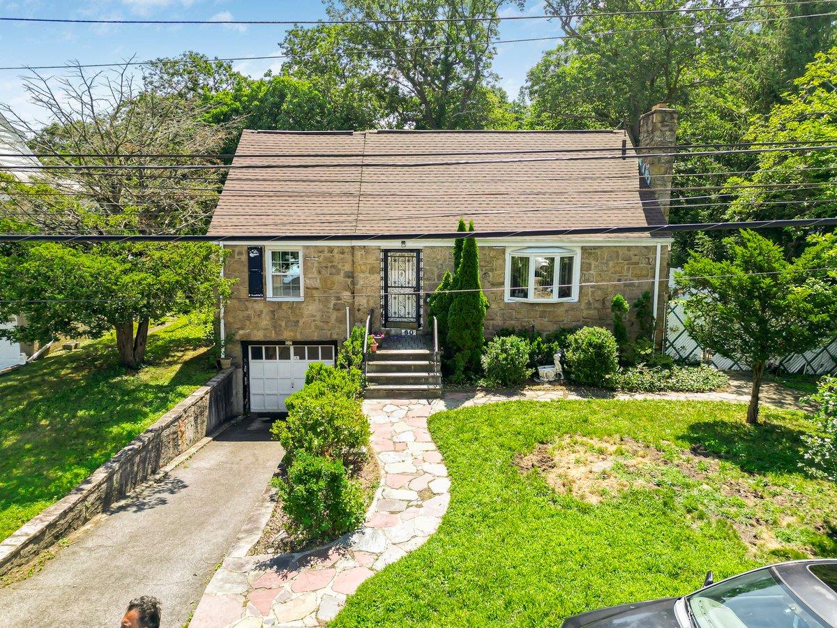 Welcome to 60 Gramercy Avenue, nestled on a quiet dead-end street, in...