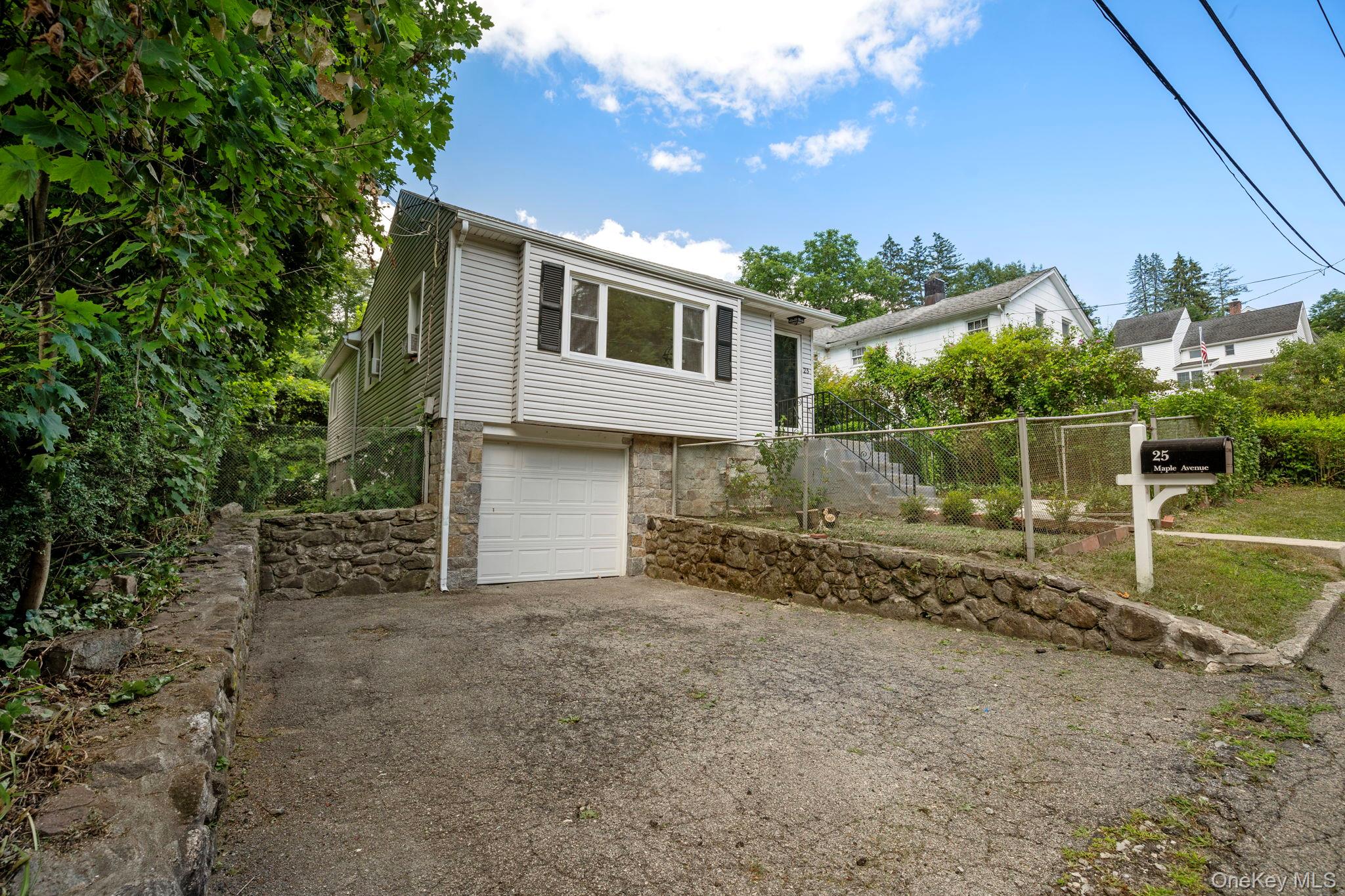 Charming 3-Bedroom, 2-Bath Home in the Heart of Chappaqua!

Welcome to...