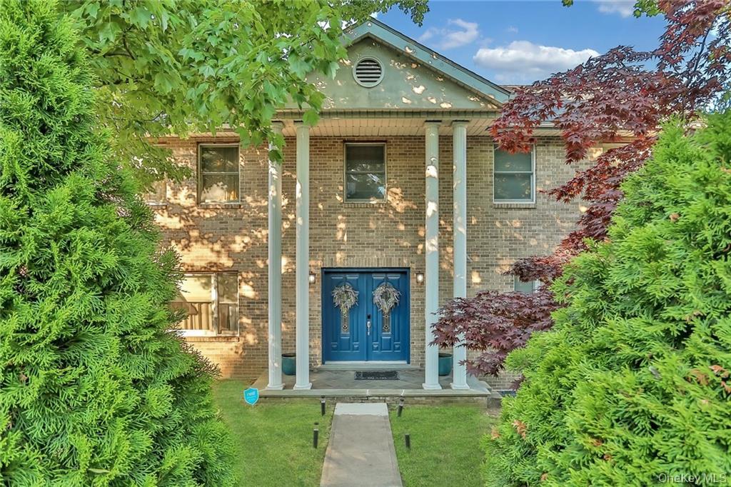 Welcome to the ultimate fusion of city chic and Westchester comfort. N...