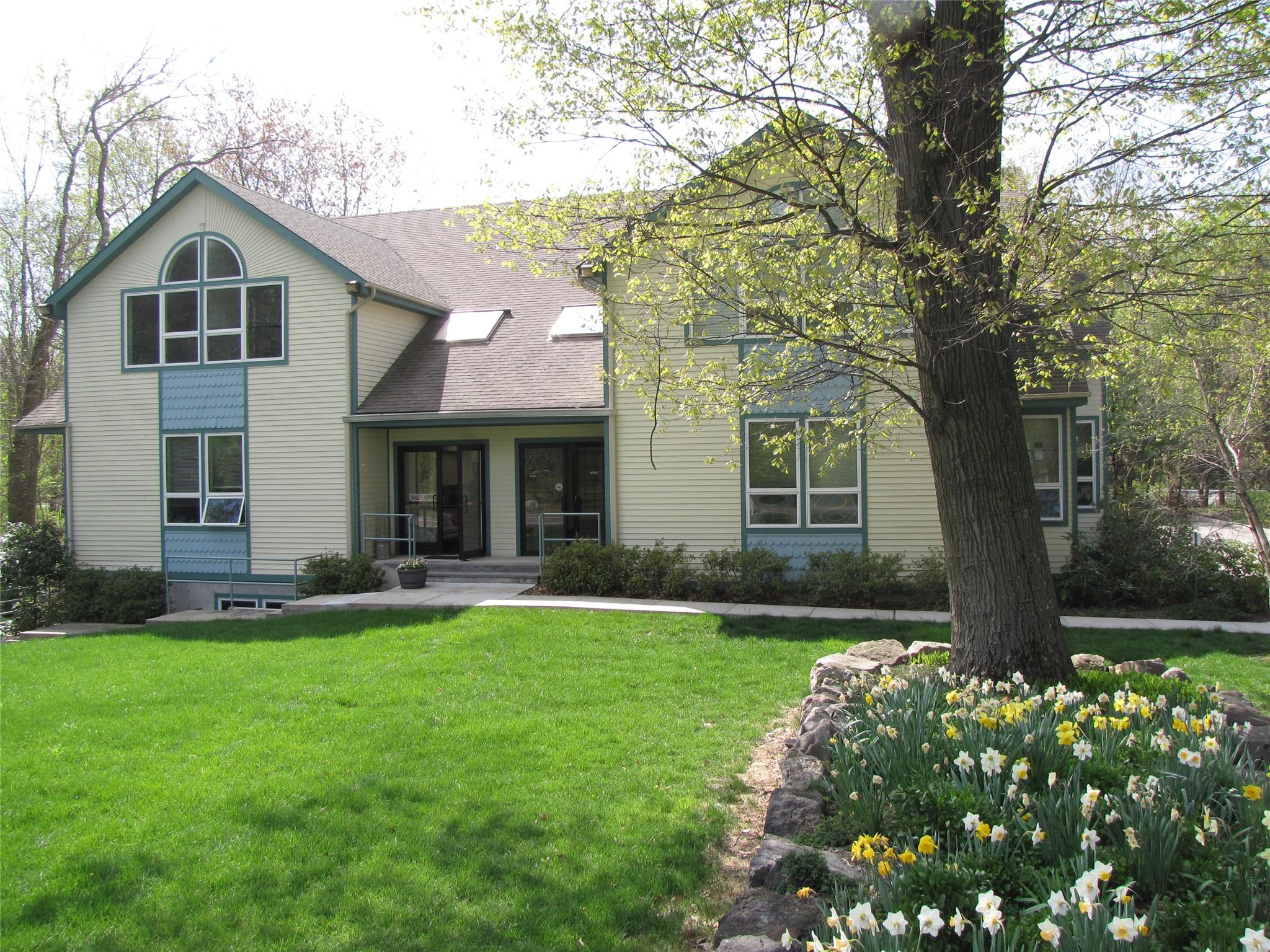 Bright and spacious two-story entry leads to this spacious renovated s...